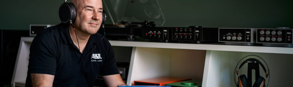 Lite-Magazin über die VINYL-ENGINE: „Audiophile Phono-Vorstufe mit modularer Flexibilität“